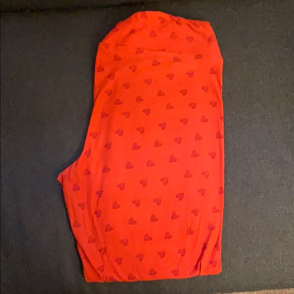 LuLaRoe Red Valentines Hearts Leggings-TC